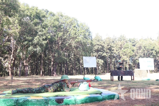 Tu bổ thao trường bãi tập chuẩn bị huấn luyện tại Bộ CHQS tỉnh Đắk Lắk